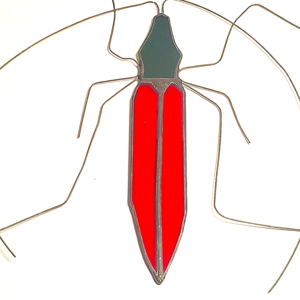 VINTAGE STAINED GLASS Suncatcher Artwork of a Beetle Red & Green with Wire Legs - Picture 5 of 10